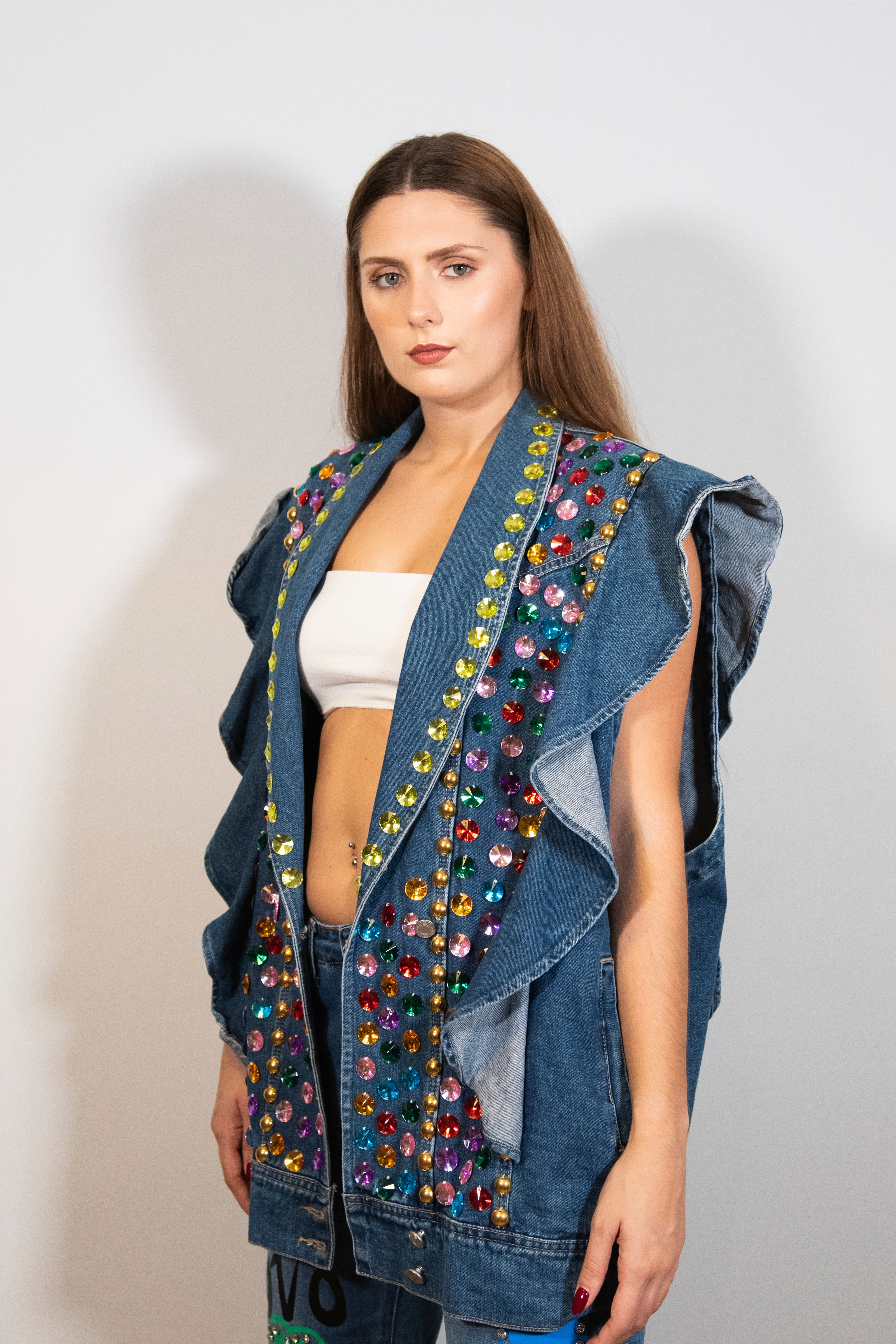 Colete oversized com brilhantes
